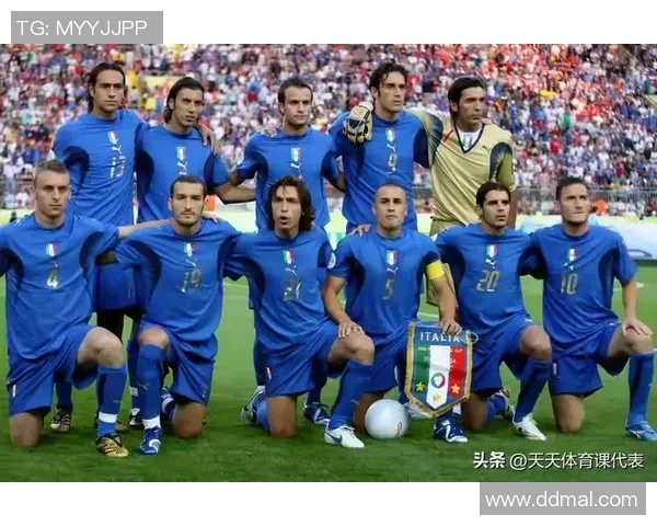 足球历史颜值之最 十大球星迷倒全球球迷的俊朗面庞